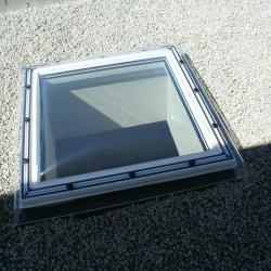 Velux pour toit plat.